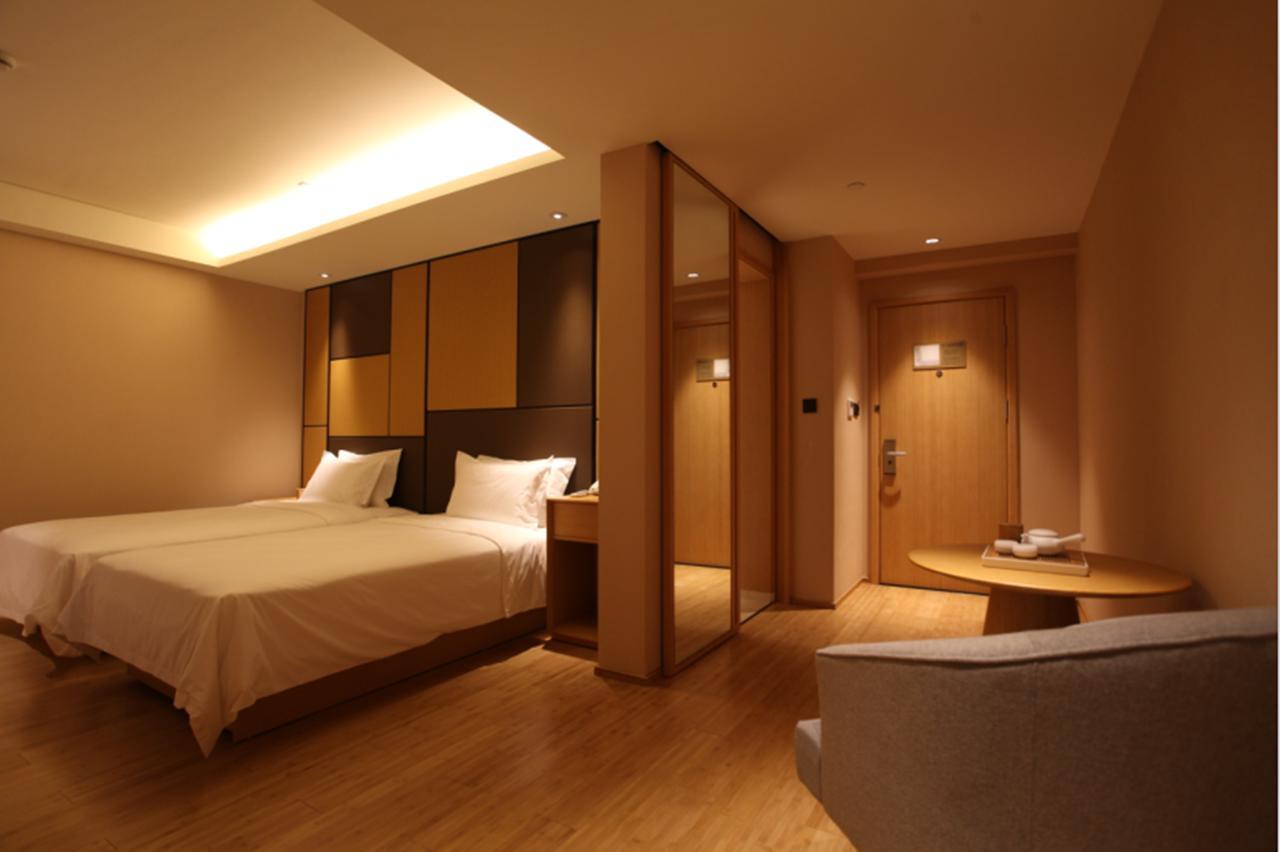 Ji Hotel Shanghai Kangqiao Xiuyan Road Exterior foto